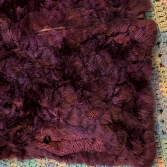 Belle Fare Rabbit Fur Vest Burgundy size medium - Picture 2 of 10